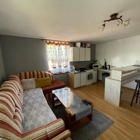 Apartman Pod Tatrami Апартаменты Нова-Лесна